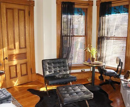 Made Inn Vermont An Urban-Chic Boutique Bed And Breakfast-3